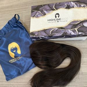 Pony Topper by Highline Wigs.                  www.highlinewigs.com/pony-toppers